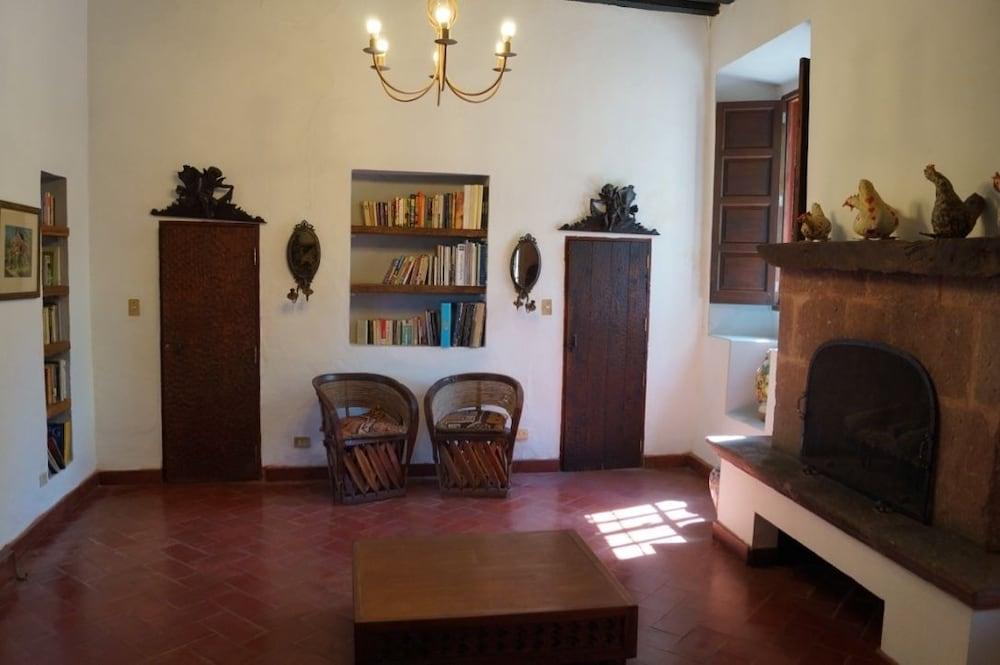 Casa Liza Bed & Breakfast Сан Мигел де Аленде Екстериор снимка