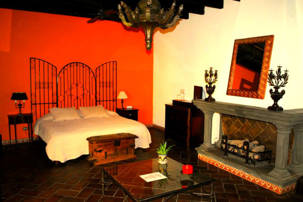 Casa Liza Bed & Breakfast Сан Мигел де Аленде Екстериор снимка